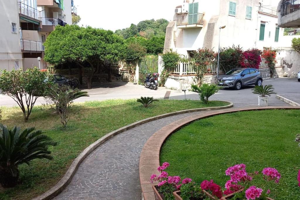 Domus Zagare - Wi-Fi Apartment Baia  Bagian luar foto