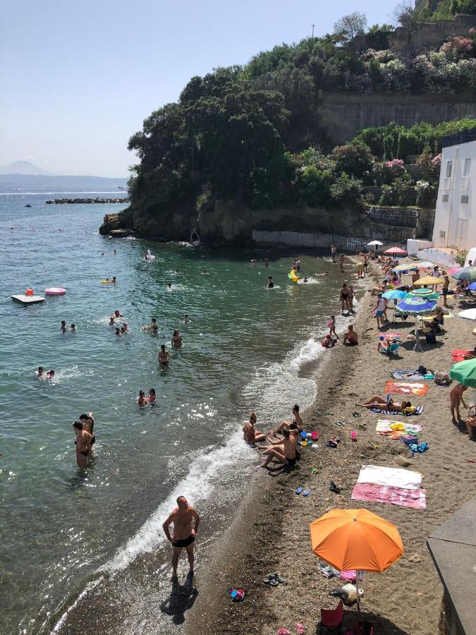 Domus Zagare - Wi-Fi Apartment Baia  Bagian luar foto