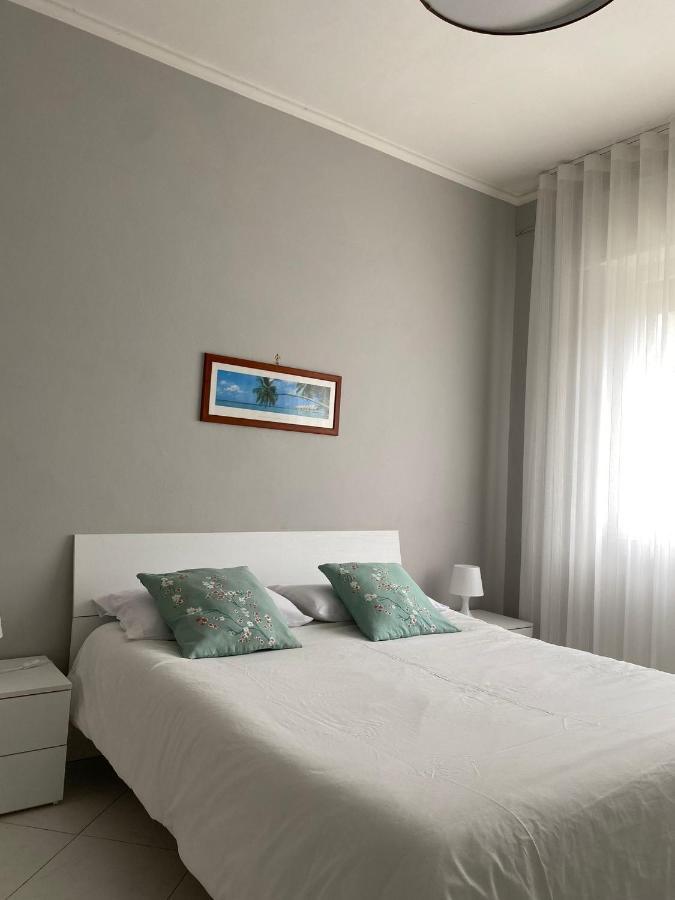 Domus Zagare - Wi-Fi Apartment Baia  Bagian luar foto